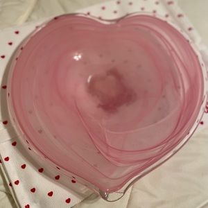 💗Beautiful Pink Swirl glass Heart plate for candy or cakes.  💗